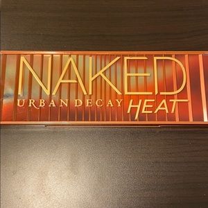 Naked urban decay HEAT eye shadow palette
